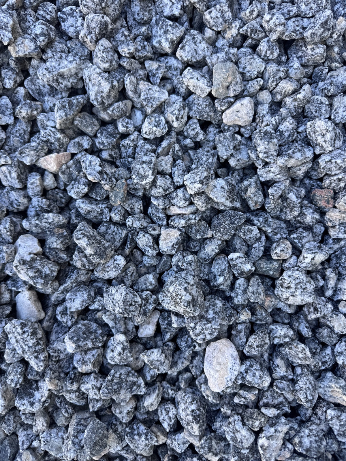 Bulk 3/8 - 1/2" Salt & Pepper Granite #89