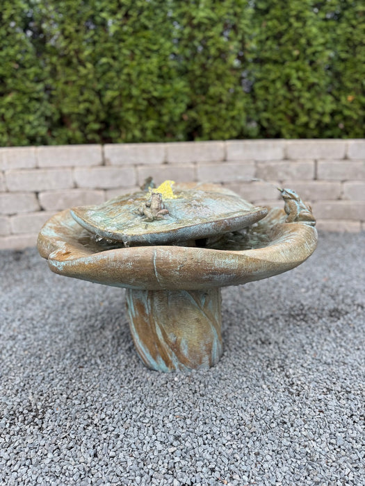 Frog Buddies Fountain
