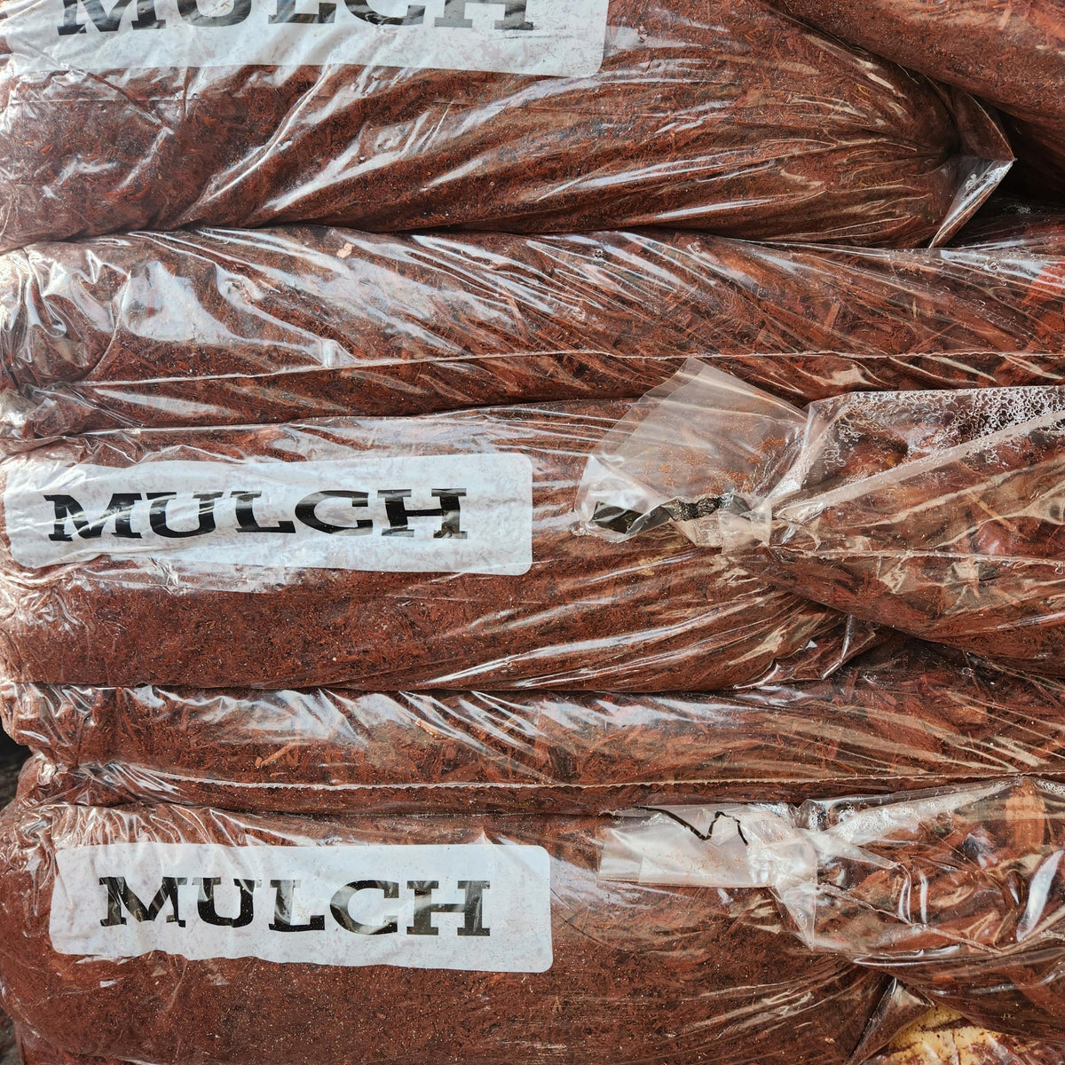 Bagged Ruby Red Mulch 2 cuft