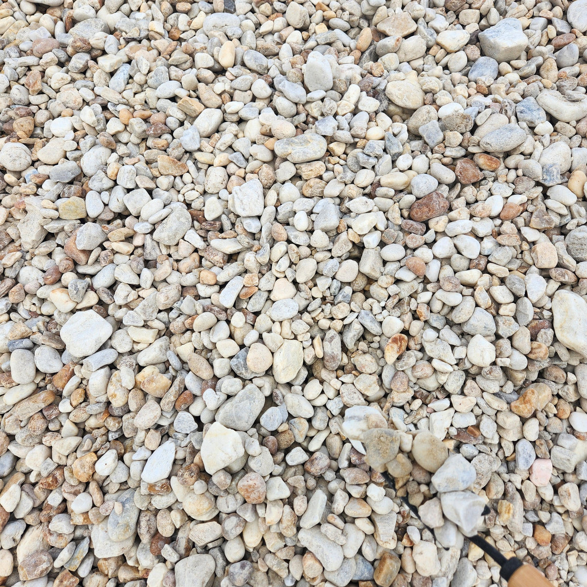 Bulk 1"-4" White River Rock (#1)
